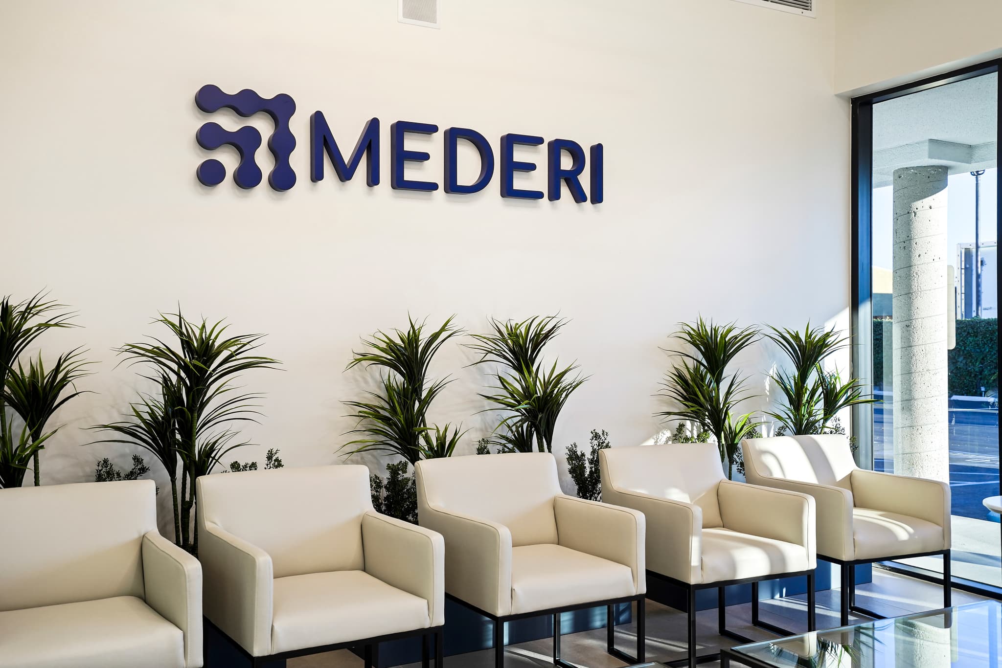 Mederi Los Angeles clinic waiting area